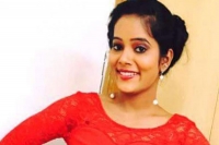 Music channel anchor nirosha commits suicide