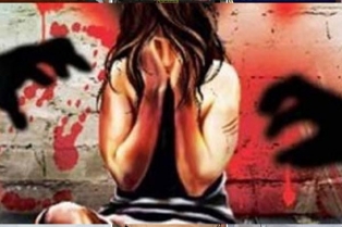 నర్సుపై మగమృగాళ్ల సామూహిక అత్యాచారం.. 