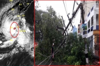 Kerala braces for heavy rains as cyclone ockhi nears