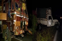 6 killed 6 injured in lorry truck collision in hyderabad
