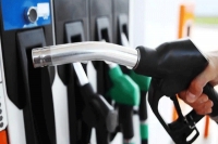 Petrol and diesel prices cut after 24 days as crude oil slips 10 in eight days