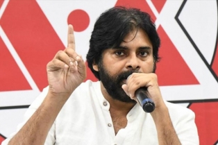 పవన్ కల్యాణ్ ను కట్టడి చేసేందుకు వైసీపీ మేధోమధనం.?