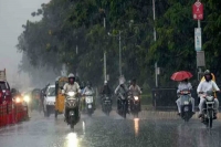 Heavy downpour in hyderabad on monday morning