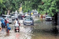 Several districts of telangana likely to recieve heavy rainfall for next three days