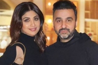 Police record shilpa shetty s statement seize a laptop during search