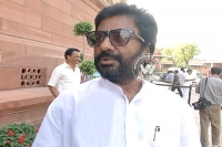 Shiv sena mps raise anti air india slogans in parliament