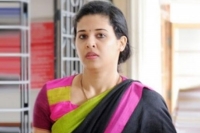 Karnataka high court stays cat order in sindhuri case