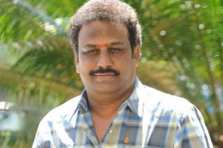 టాలీవుడ్ లో విషాదం.. ప్రముఖ నిర్మాత ఆర్ఆర్ వెంకట్ కన్నుమూత
