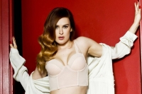 Rumer willis wants to enter in teenage life again