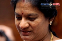 Aiadmk rebel sasikala pushpa husband missing