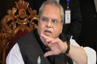 Even when an animal dies satya pal malik s swipe at centre over farm laws