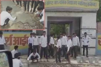 School students forced to repair roads say refusal leads to thrashing