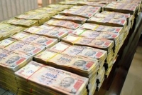Union cabinet approves ordinance to impose penalty for holding old notes