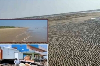 Panic grips people as sea recedes in antarvedi and kanyakumari