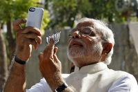 Have you ever seen modi ji taking a selfie with a farmer