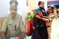 Policeman carries pregnant woman in his arms to hospital in mathura