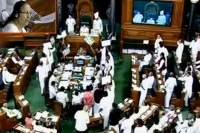 Both houses adjourned for wednesday amid protests by aiadmk mps