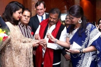 Priyanka chopra honoured with golden bangle after padma shri