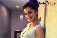 Taapsee pannu turns producer kanchana2 hindi remake sanjay leela bhansali