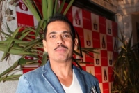 Inquiry links arms dealer to benami london home for robert vadra