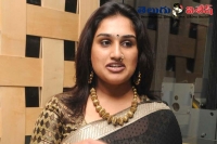 Vanitha vijayakumar files complaint against film distributor