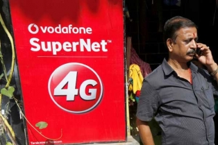కస్టమర్లకు వోడాఫోన్ పాంచ్ పటాకా అఫర్..