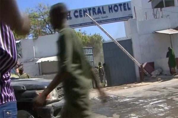 Car bobms explosion in somalia and killed 20 men