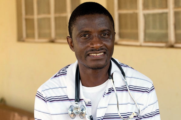 Doctor being treated for ebola in omaha dies