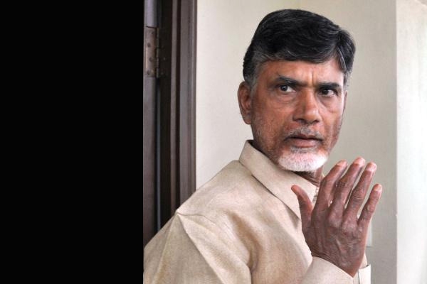 Chandrababu and state ministers tour delhi