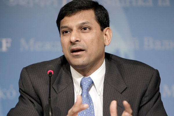 Rbi targeting inflation over medium term raghuram rajan