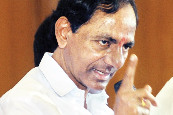 Kcr show his old house to his grandson