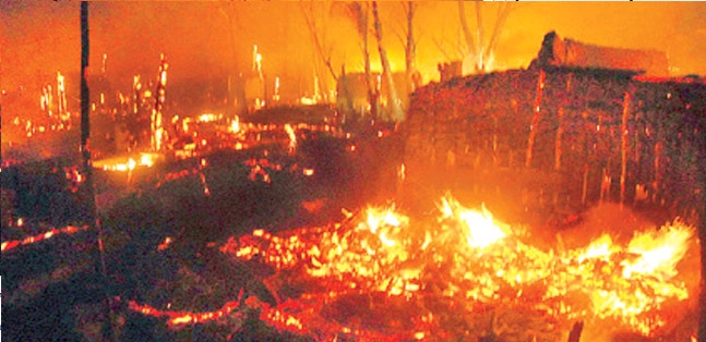 170 houses gutted in fire broke at kakinada