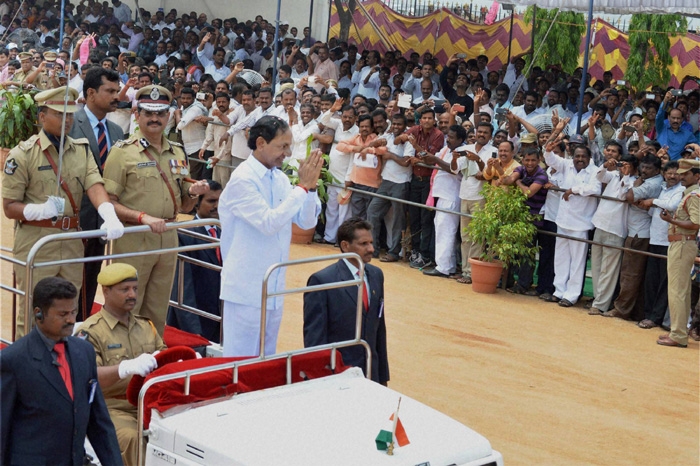 Gaddar and revanth reddy criticizes kcr telangana chief minister