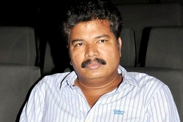 Hijra community fires on director shankar