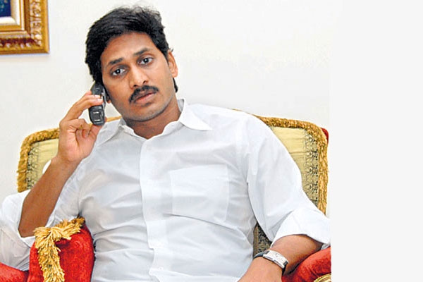Ys jagan may attend chandrababu swearing ceremony june 8th