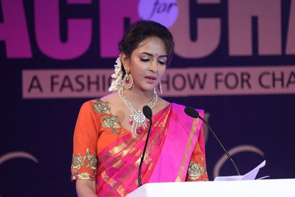 Minister ktr and manchu lakshmi ramp walk in fashion show