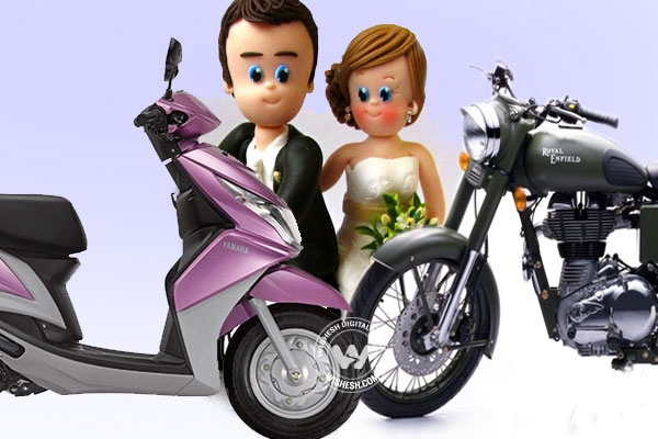 One boy and girl love story during journey true love story on wheels