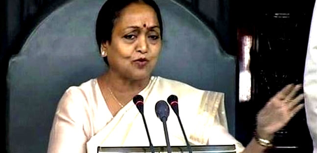 Lok sabha speaker rejects resignation of 13 seemandhra mps