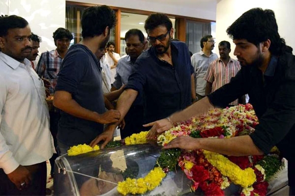 Ramanaidu death film political leaders condolences