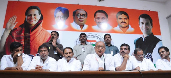 Telangana decide hyderabad 10 years joint capital