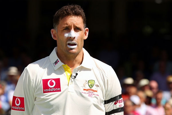 Dont underestimate india after test loss says hussey