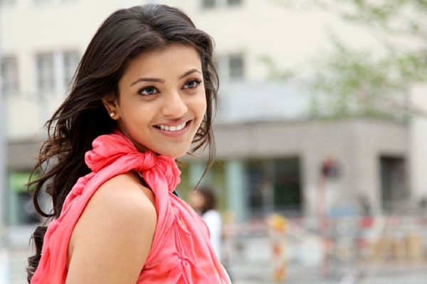 Kajal cant live withouth ours of sleep