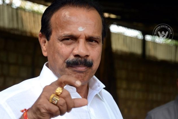 Narendra modi may move sadananda gowda out of railways over non performance son karthik controversy