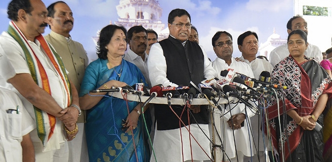 Minister jana reddy press meet on telangana bill