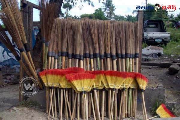 Full demand to broomstick in delhi