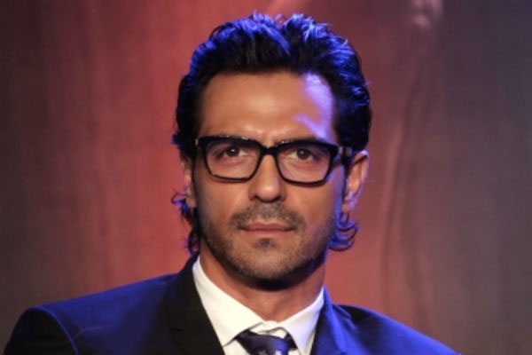 Bollywood actor summoned by mumbai police