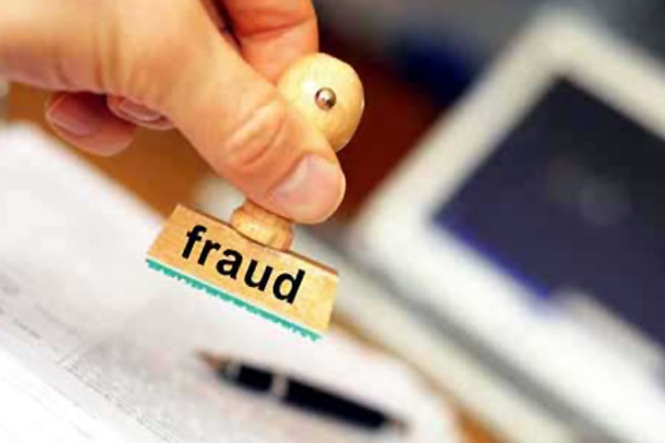 Ten fake pakistani travel agents in us dupe travellers to india