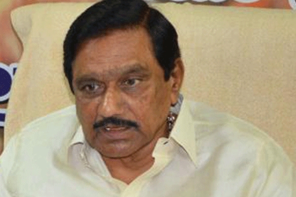 Andhra pradesh government won t take land forciblilly from farmers says deputy chief minister k e krishna murthy