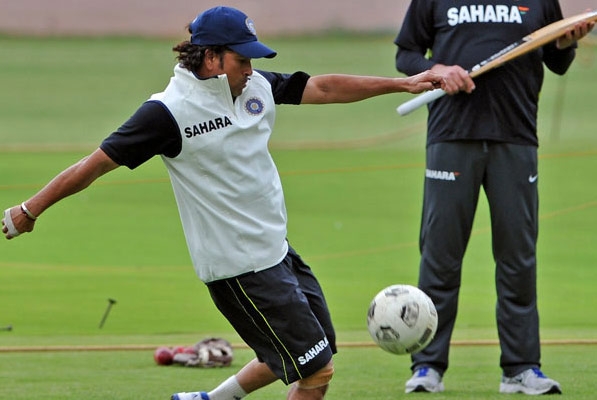 Sachin isl team named kerala blasters