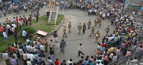 Samaikya jac students attacks ganta house